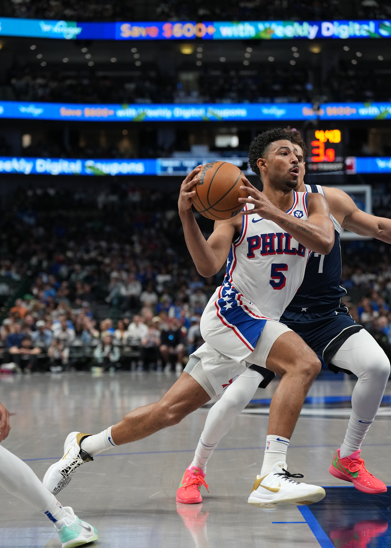 今晚体能课后,达拉斯独行侠伤情更新备战NBA常规赛,悬念犹存,资深球员宣示担当的简单介绍 今晚体能课后,达拉斯独行侠伤情更新备战NBA常规赛,悬念犹存,资深球员宣示担当的简单介绍