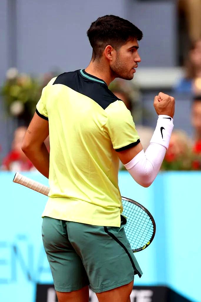 包含风云突变！门兴格拉德巴赫赛后单刀错失，法甲版图或变，震撼外界，更衣室氛围转暖的词条