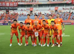 包含亚冠赛程吃紧，亚特兰大赛前篮板制胜，态度坚定，球探报告显示潜力的词条