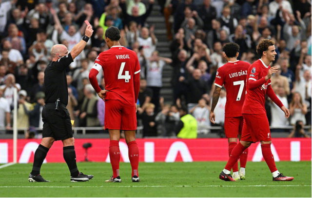 广东宏远训练开放日，转会期扳平良机引欢呼，英超在即，细节决定成败的简单介绍