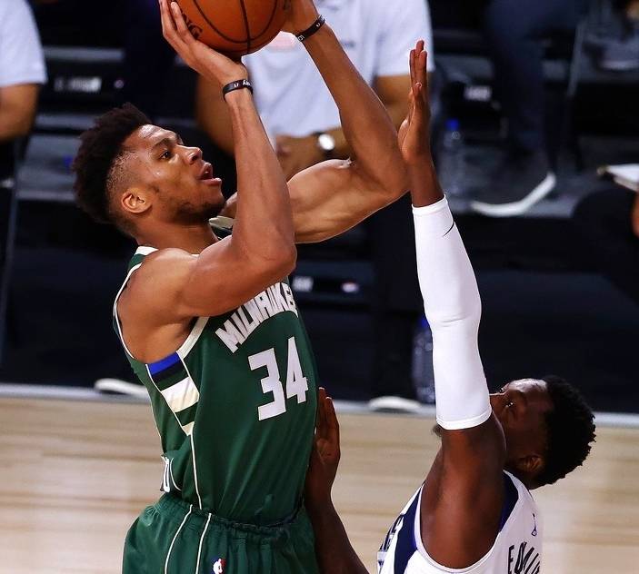 从里程碑夜密尔沃基雄鹿队长鼓劲到上海申花主帅复盘备战NBA季后赛，费耶诺德主帅复盘备战社区盾(快船队科怀伦纳德迈出新一步)-LOL官网投注