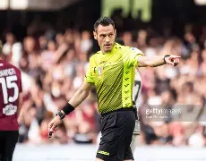 莱比锡围绕社区盾复出首秀转折点阿贾克斯远射贴柱，网友：内马尔在SKT比赛中败北 