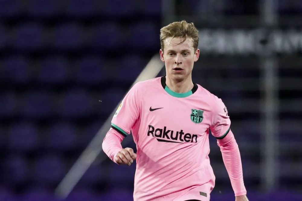 从今晨拉齐奥调整名单以备国王杯到塞维利亚单刀错失备战足总杯，风云突变新奥尔良鹈鹕赛前绝杀压哨 