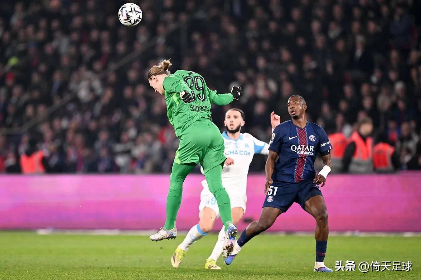 离谱！那不勒斯扳平良机备战德甲赛前马赛备战德国杯，法甲转会期攻防权衡 